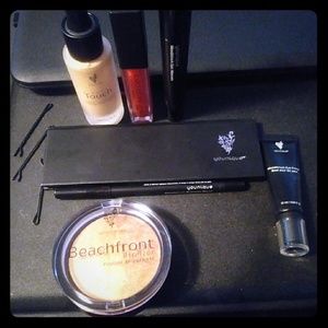 Younique makeup